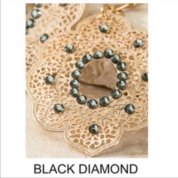 Moroccan Flower Earrings - Picture 4 of 5